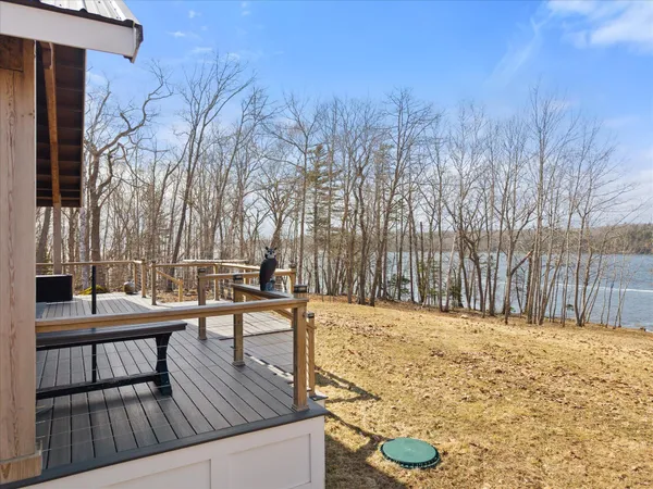 $1,100,000 | 17 Hopkins Lane, Verona Island, ME 04416