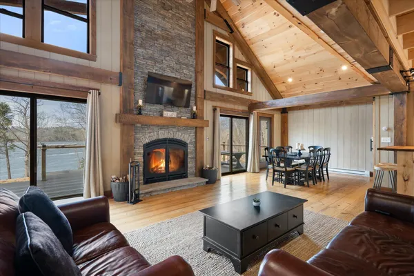 $1,100,000 | 17 Hopkins Lane, Verona Island, ME 04416