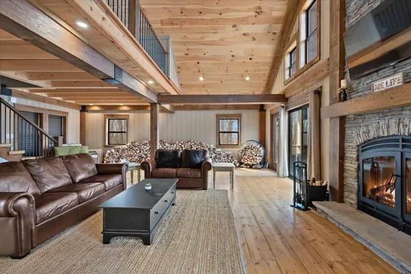 $1,100,000 | 17 Hopkins Lane, Verona Island, ME 04416