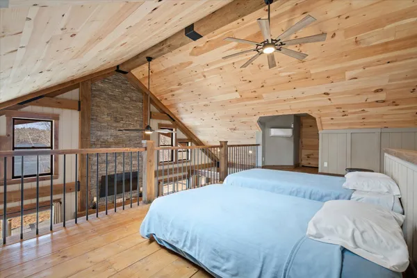 $1,100,000 | 17 Hopkins Lane, Verona Island, ME 04416