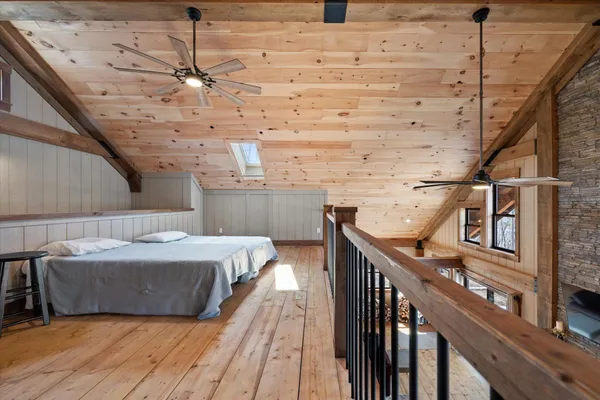 $1,100,000 | 17 Hopkins Lane, Verona Island, ME 04416