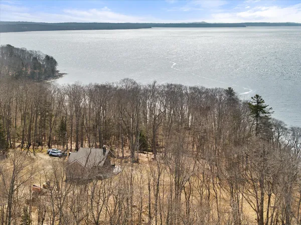 $1,100,000 | 17 Hopkins Lane, Verona Island, ME 04416