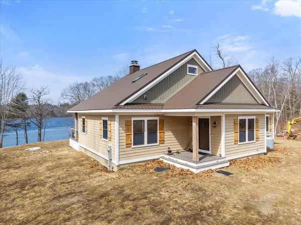$1,100,000 | 17 Hopkins Lane, Verona Island, ME 04416