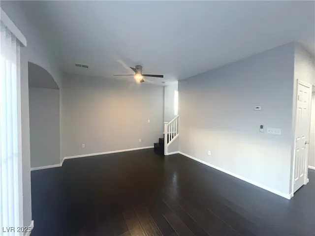 $2,135 | 231 Spectacular Street, Henderson, NV 89052