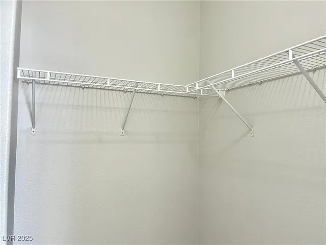 $2,135 | 231 Spectacular Street, Henderson, NV 89052