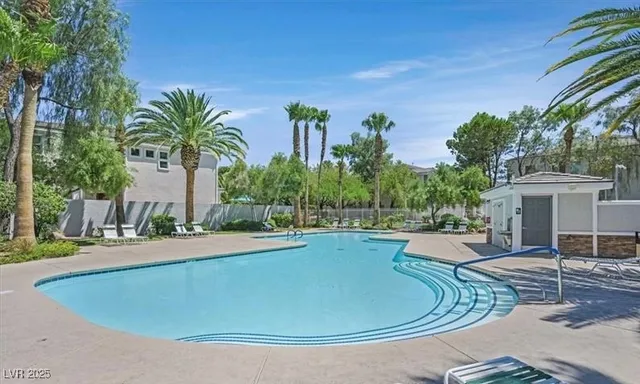 $2,135 | 231 Spectacular Street, Henderson, NV 89052