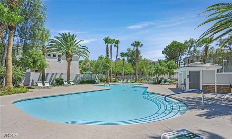 231 Spectacular Street Henderson, NV 89052 - Photo 65 of 66 Community pool