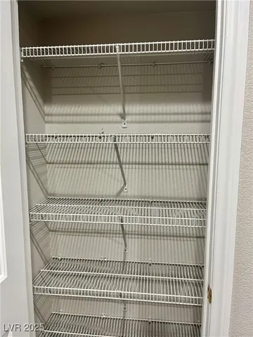 $2,135 | 231 Spectacular Street, Henderson, NV 89052