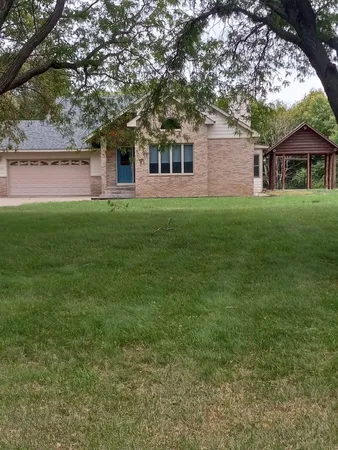 $2,700 | 8344 Parrish Avenue Northeast, Elk River, MN 55330