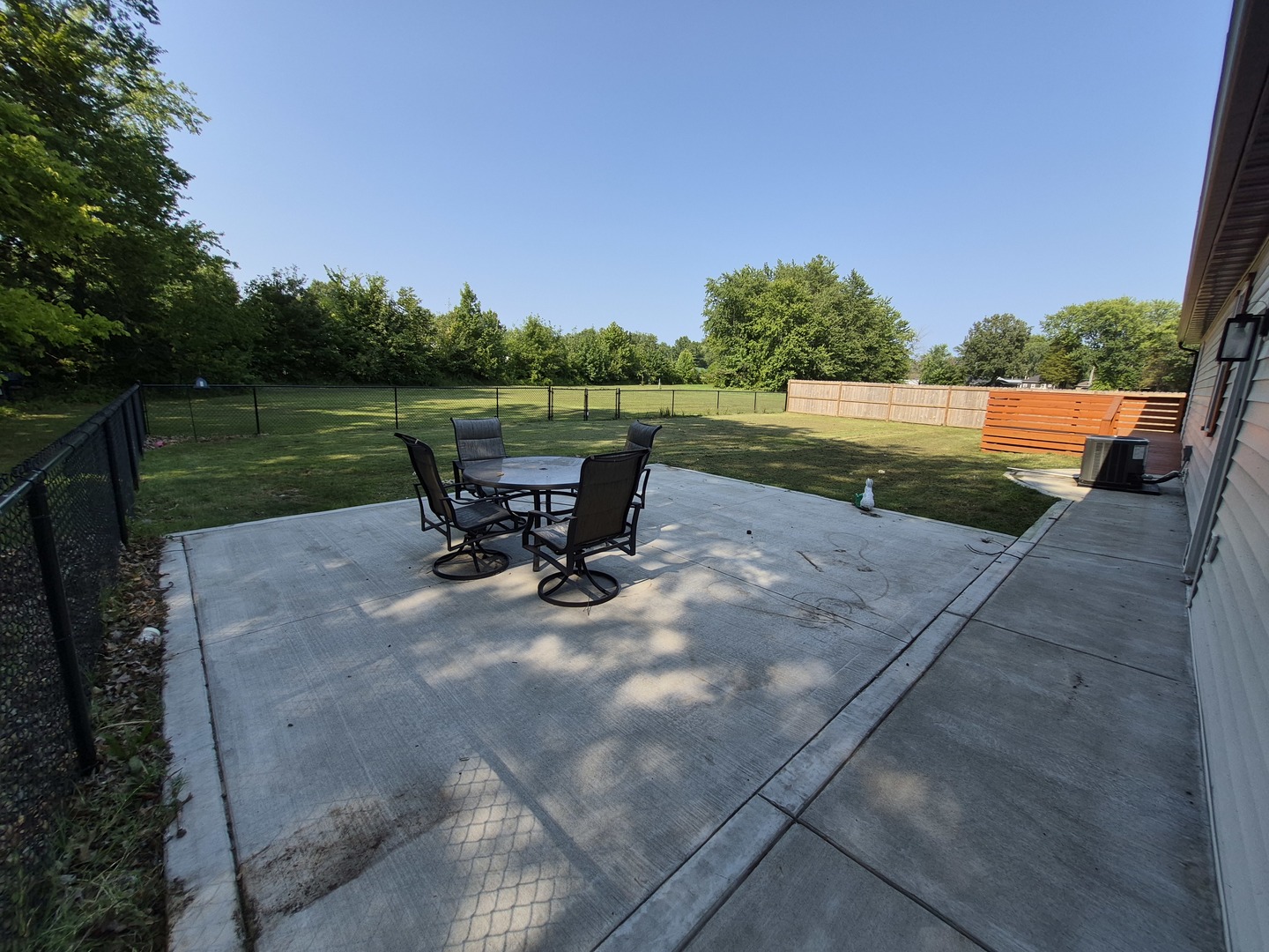 509 West Maple Street Buckner, IL 62819 - Photo 6 of 20 Gallery Image 6