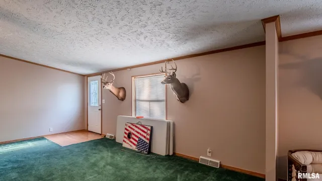 $256,000 | 8411 Brimberry Road, Alma, IL 62807