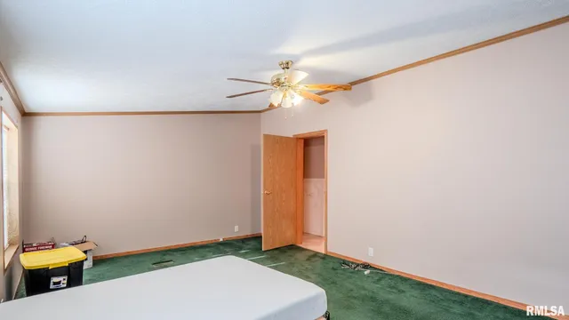 $256,000 | 8411 Brimberry Road, Alma, IL 62807