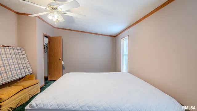 $256,000 | 8411 Brimberry Road, Alma, IL 62807