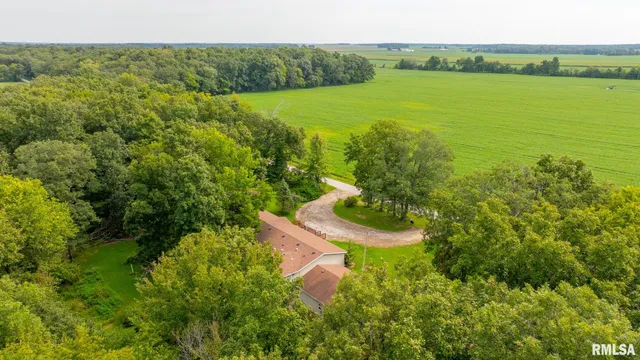 $256,000 | 8411 Brimberry Road, Alma, IL 62807