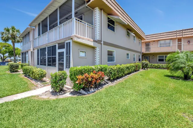 $1,700 | 21 Brittany F, Unit A, Delray Beach, FL 33446