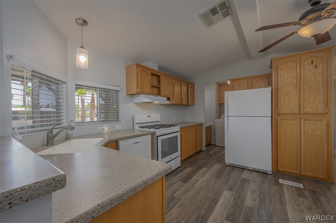 1087 Baseline Road Bullhead City, AZ 86442 - Photo 21 of 33 Gallery Image 21