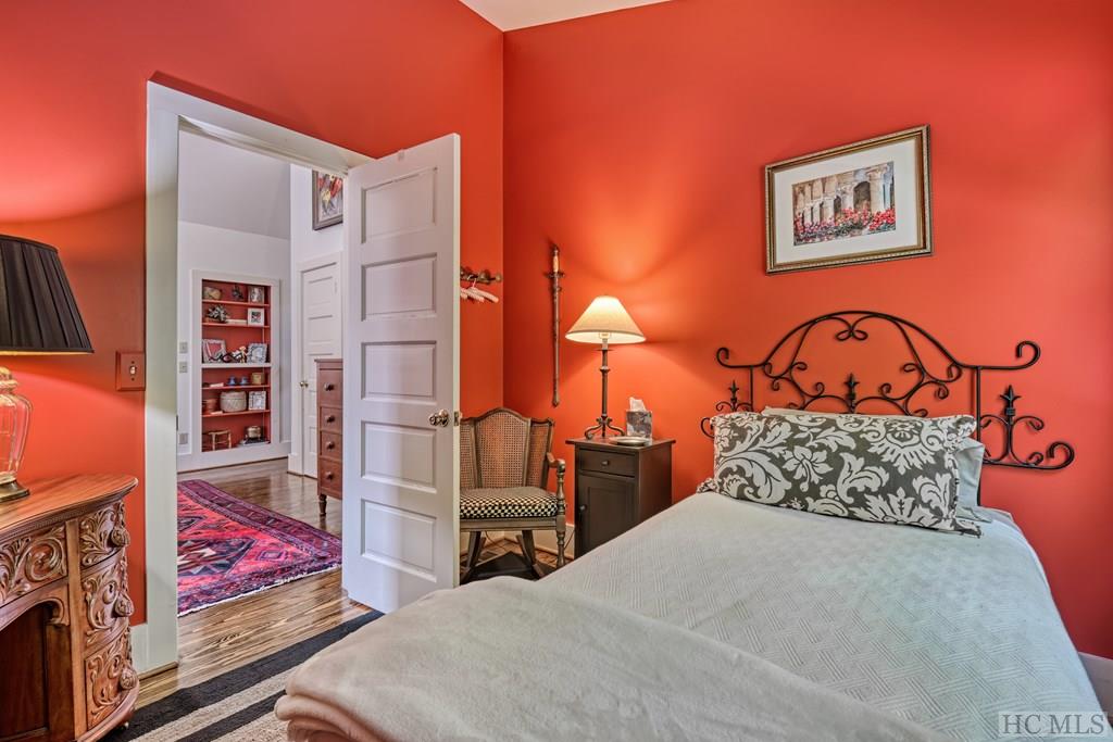 31 Randall Road Highlands, NC 28741 - Photo 24 of 25 Gallery Image 24