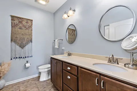 $350,000 | 545 Autumn Circle, Pingree Grove, IL 60140