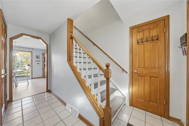 $350,000 | 28 Baywood Drive, Cheektowaga, NY 14227