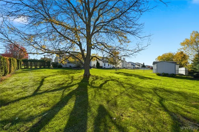 $350,000 | 28 Baywood Drive, Cheektowaga, NY 14227