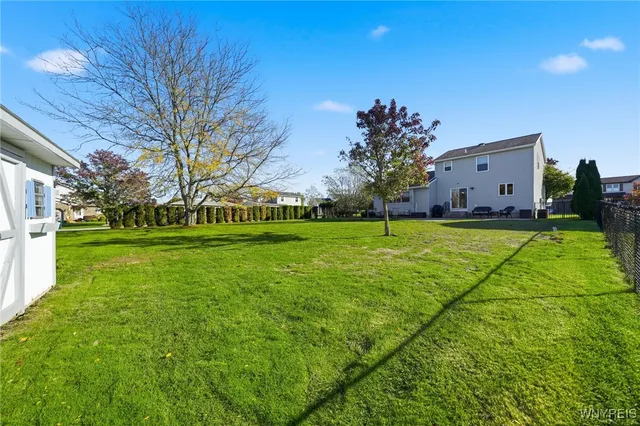 $350,000 | 28 Baywood Drive, Cheektowaga, NY 14227