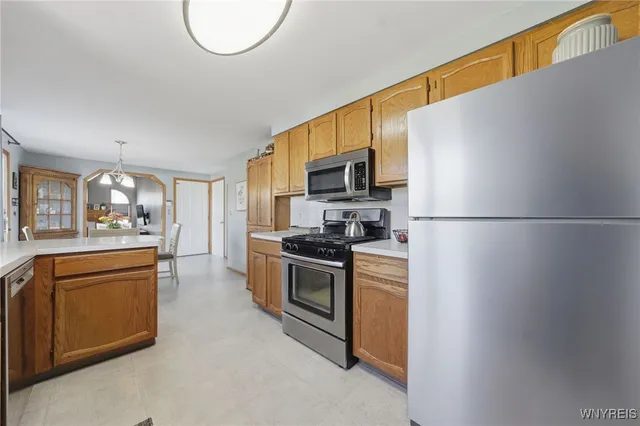 $350,000 | 28 Baywood Drive, Cheektowaga, NY 14227