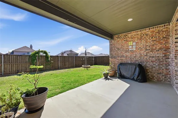 $550,000 | 130 Laverna Lane, Hickory Creek, TX 75065