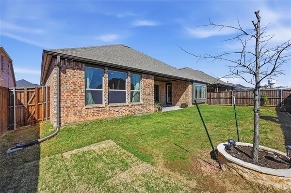 $550,000 | 130 Laverna Lane, Hickory Creek, TX 75065