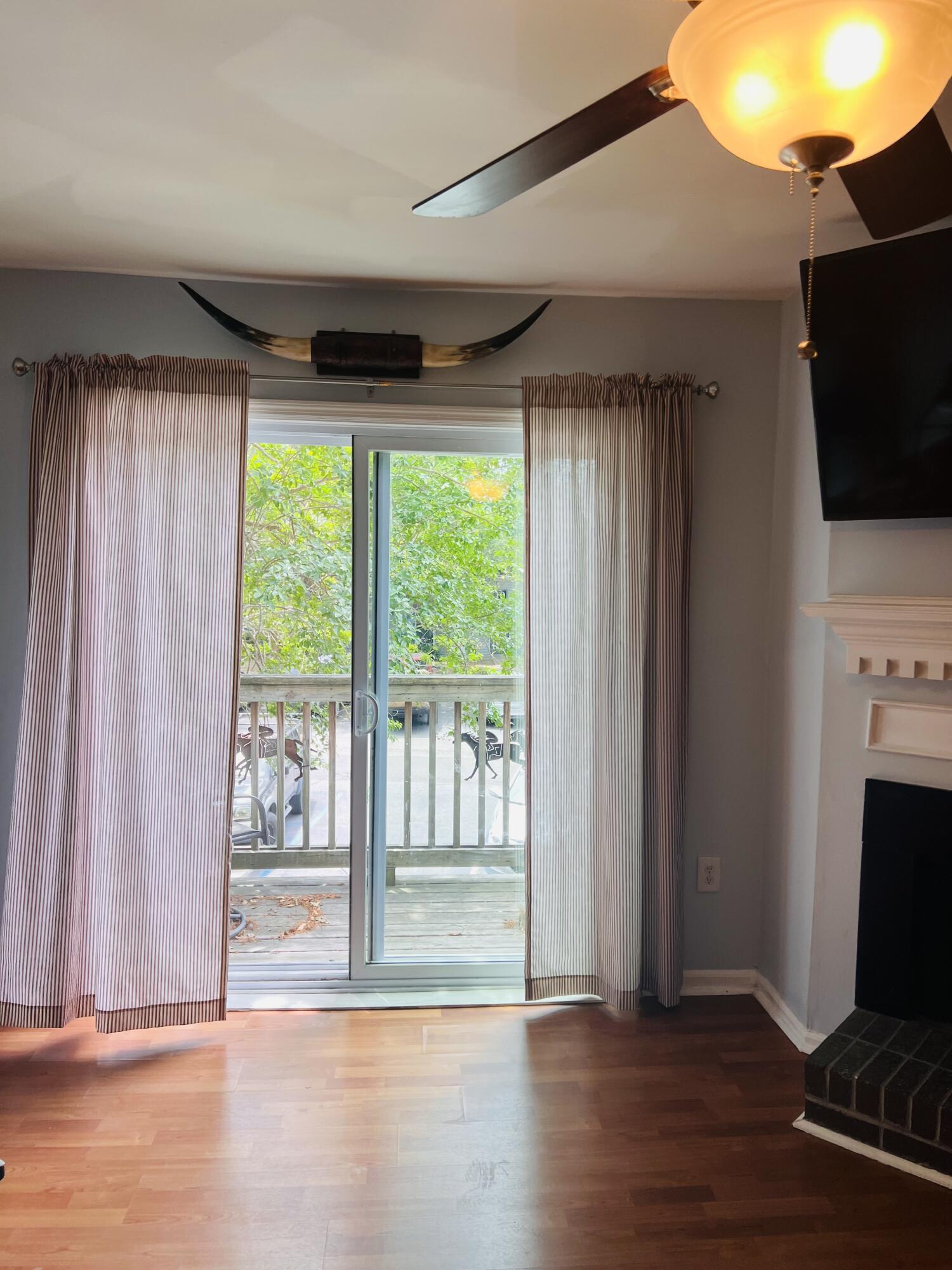 1402 Camp Road, Unit 15E Charleston, SC 29412 - Photo 2 of 11 IMG_3609