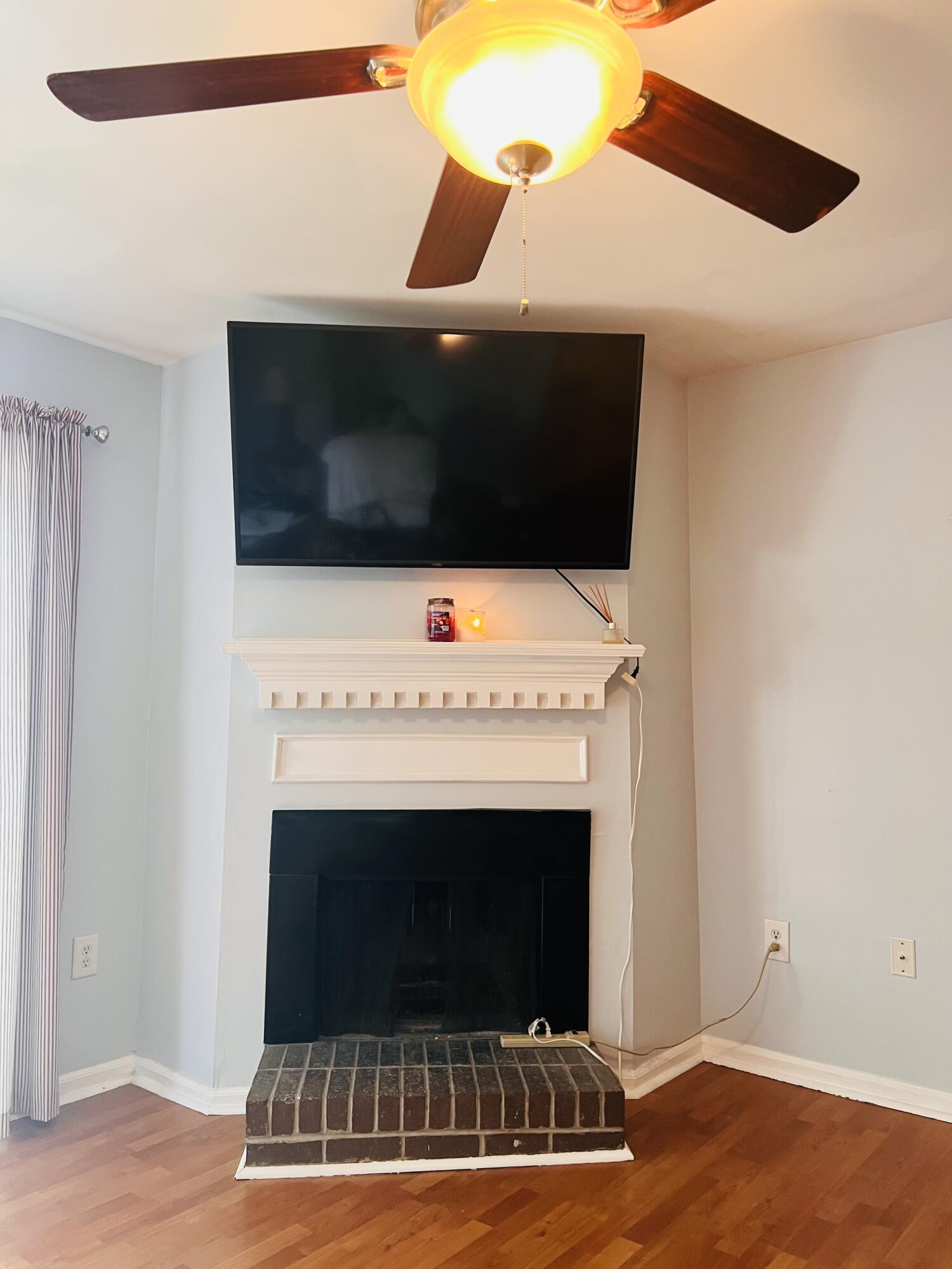 1402 Camp Road, Unit 15E Charleston, SC 29412 - Photo 3 of 11 IMG_3606