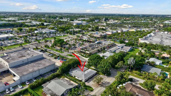 $2,500,000 | 800 Tropic Boulevard, Delray Beach, FL 33483