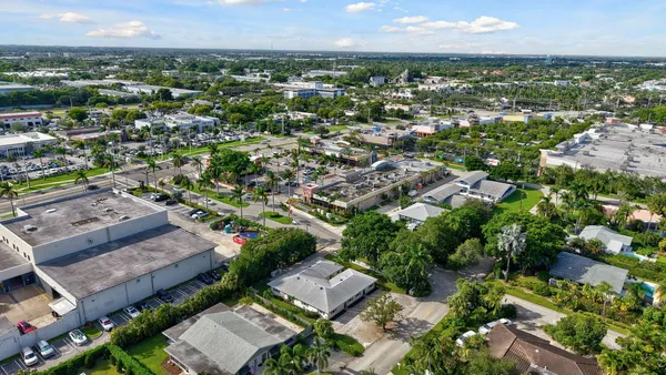 $2,500,000 | 800 Tropic Boulevard, Delray Beach, FL 33483