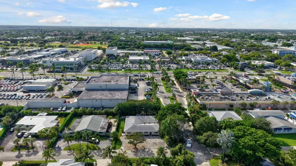 $2,500,000 | 800 Tropic Boulevard, Delray Beach, FL 33483