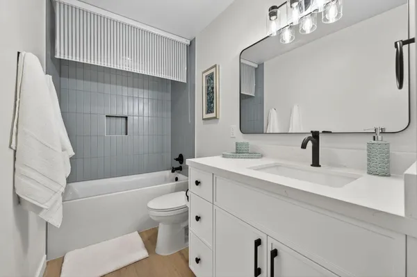 $2,500,000 | 800 Tropic Boulevard, Delray Beach, FL 33483