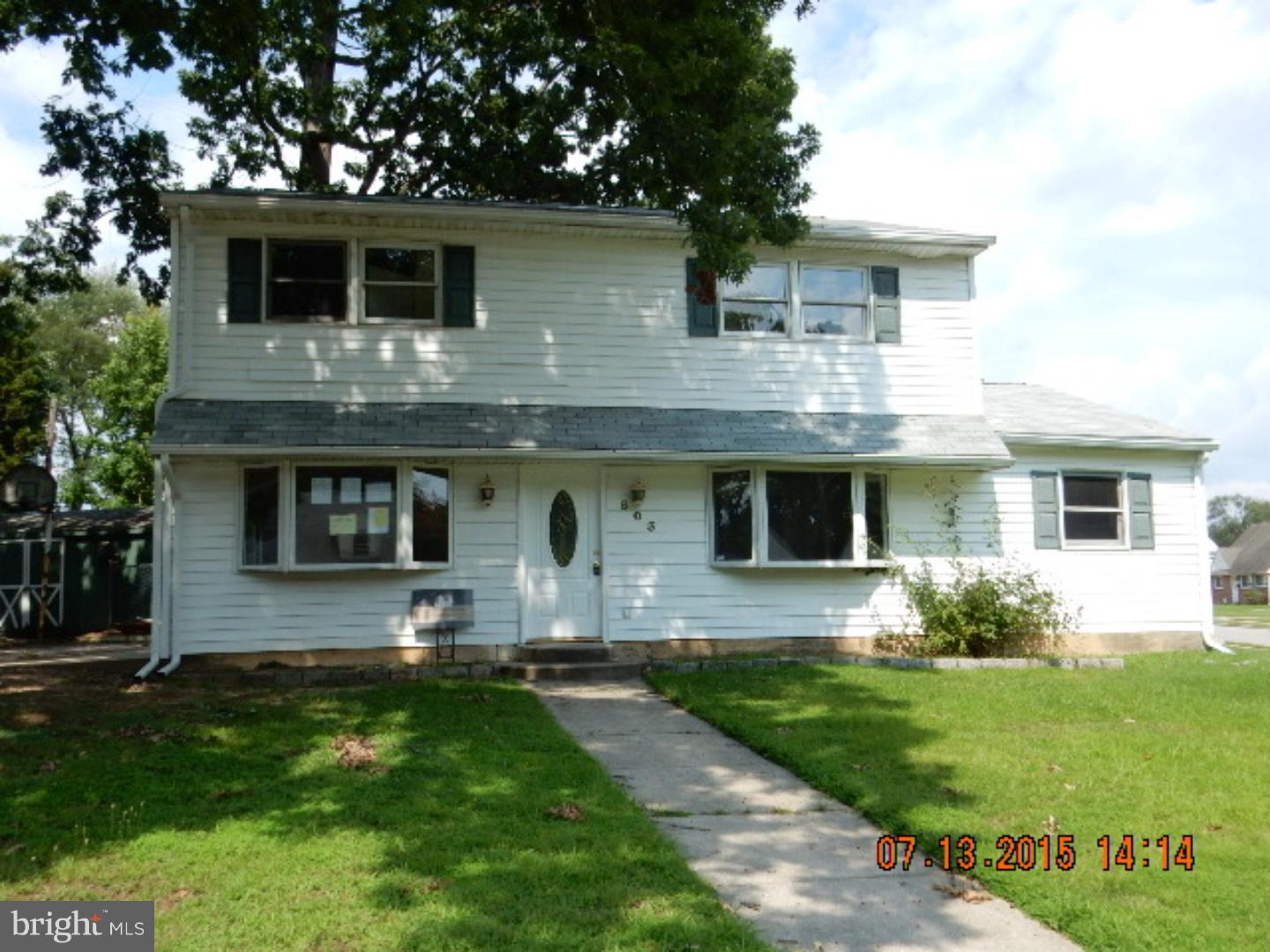 803 Cricket Road Secane, PA 19018 - Photo 1 of 23 Exterior Front