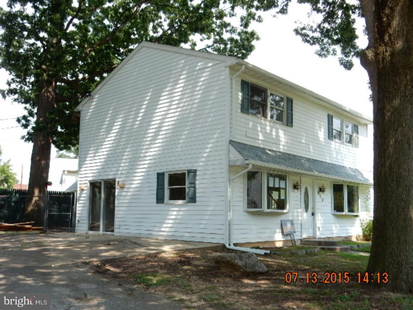 803 Cricket Road Secane, PA 19018 - Photo 3 of 23 Exterior Side