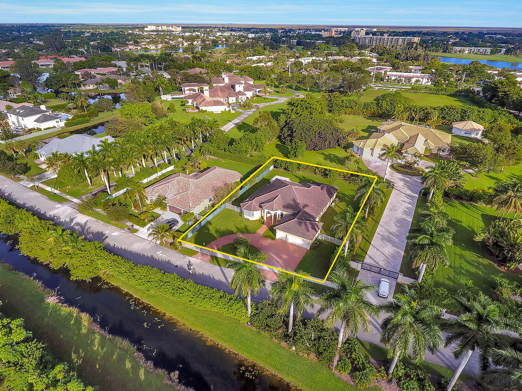 611 Ranch Road Weston, FL 33326 - Photo 33 of 33 611overoutline