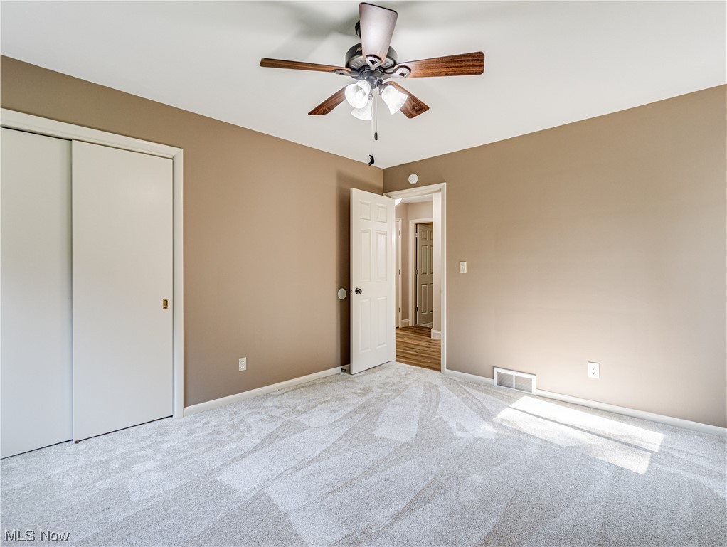 940 North Hametown Road Akron, OH 44333 - Photo 25 of 34 , ceiling fan, and a closet