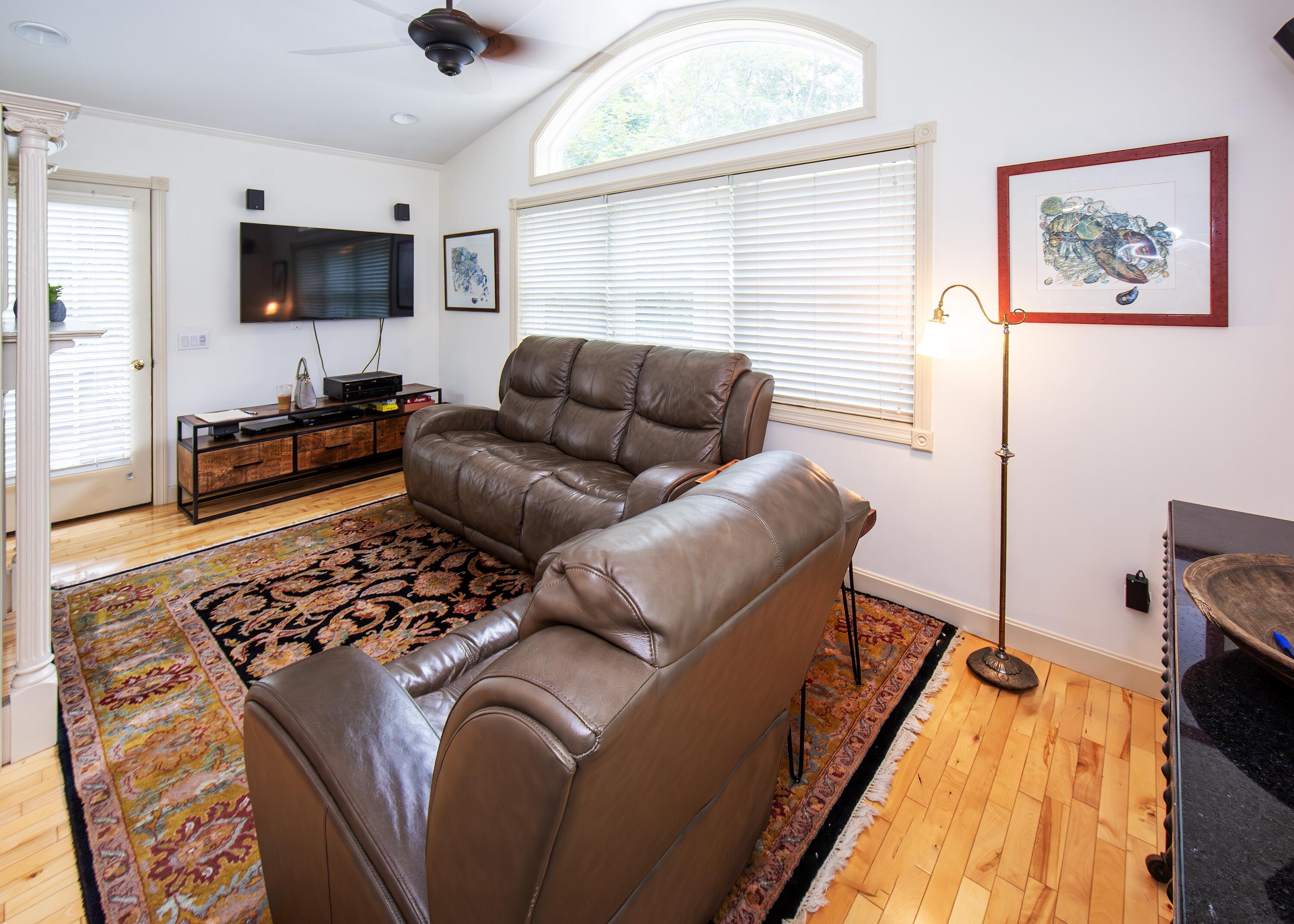 18 Glen Mary Road Bar Harbor, ME 04609 - Photo 20 of 31 18-Glen-Mary-Interior-13