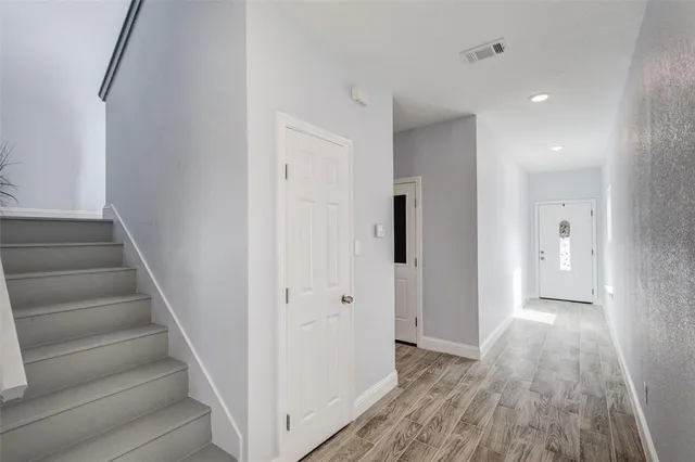 $279,000 | 3101 Clinton Avenue, Unit TX, Fort Worth, TX 76106