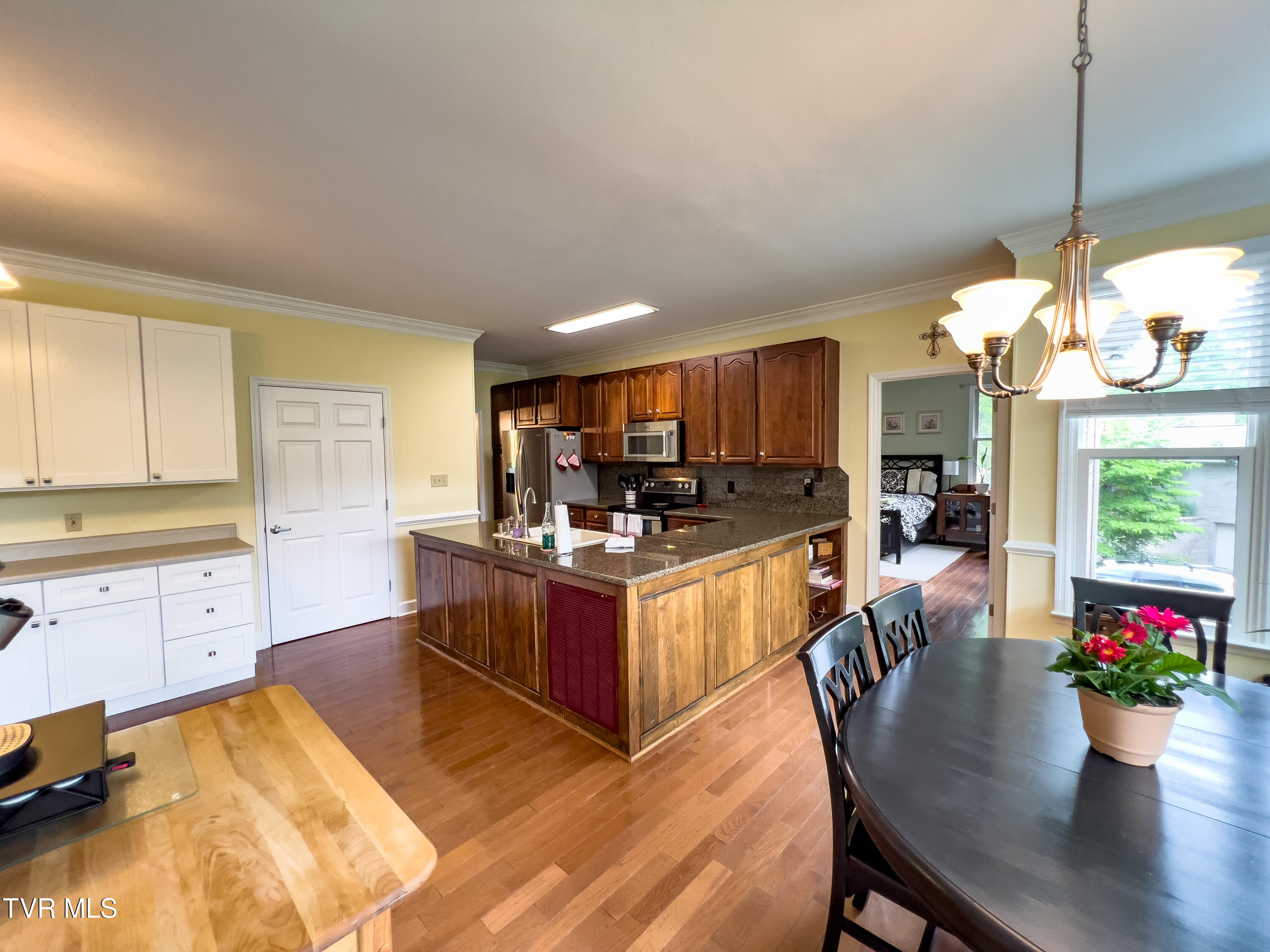 409 Pitt Road Kingsport, TN 37663 - Photo 20 of 49 Splash!-24