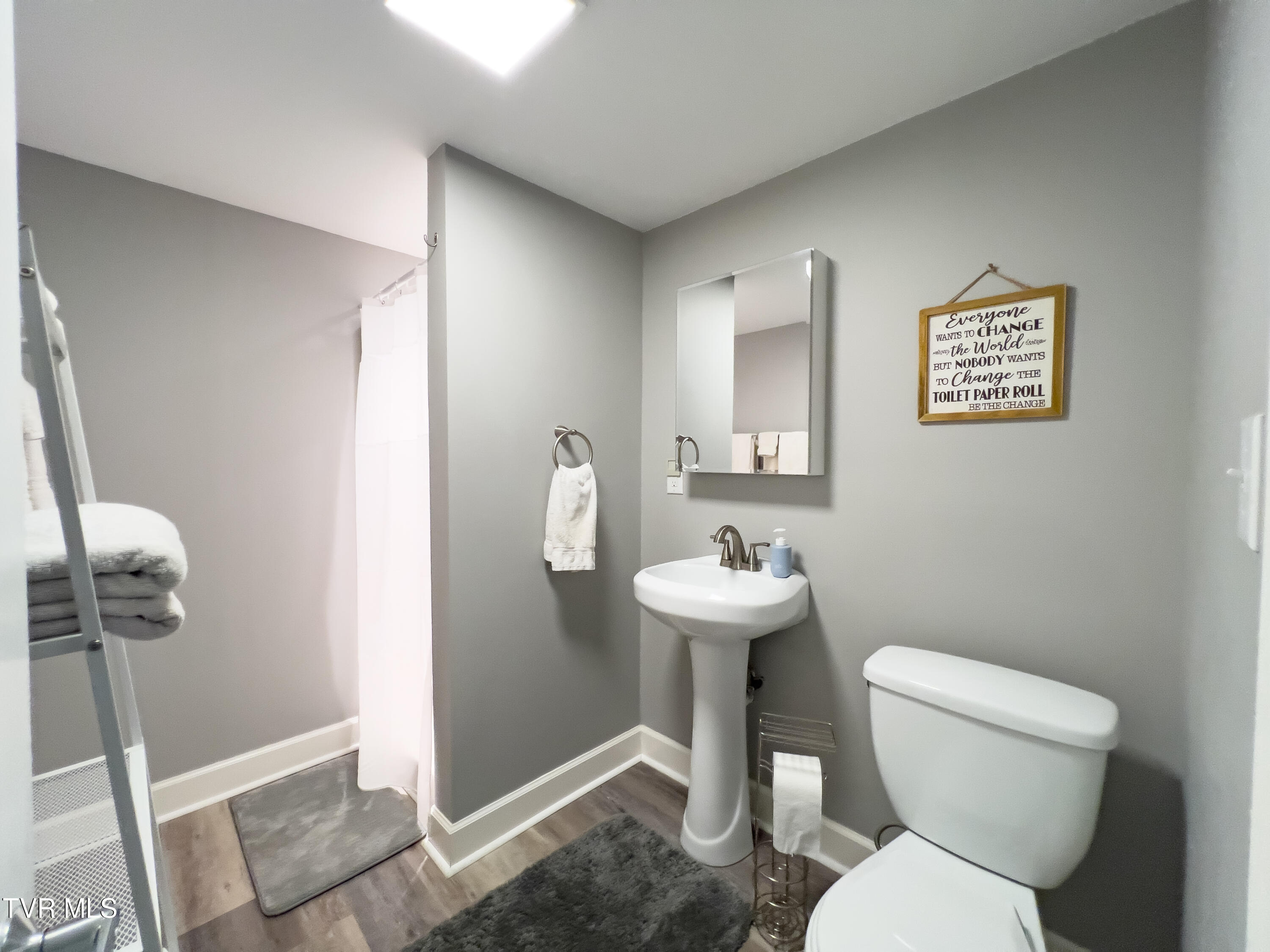 409 Pitt Road Kingsport, TN 37663 - Photo 27 of 49 Splash!-33