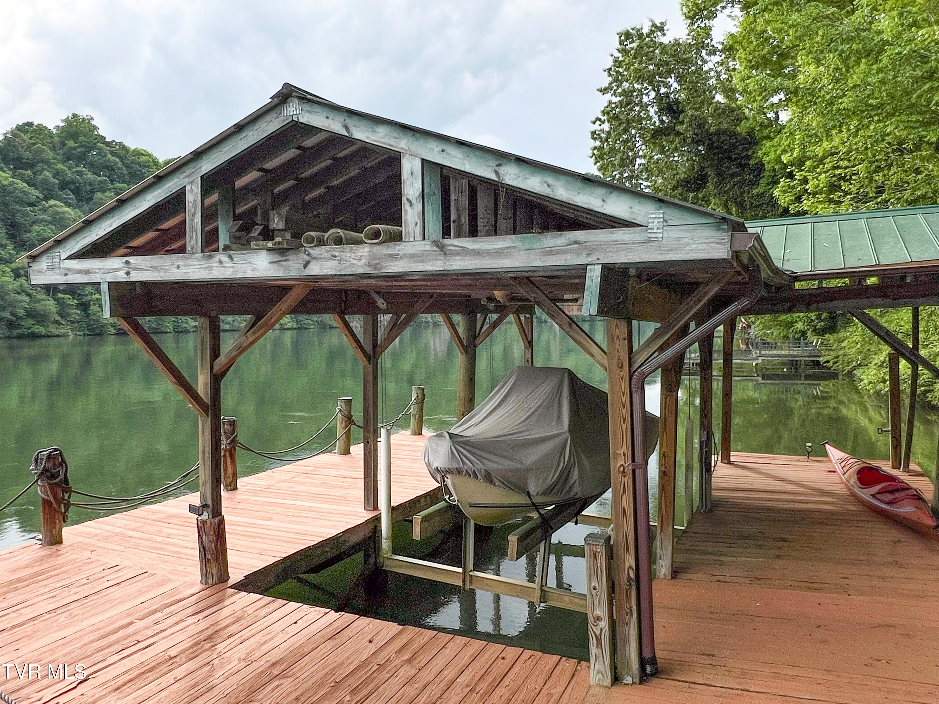 409 Pitt Road Kingsport, TN 37663 - Photo 38 of 49 Splash!-52