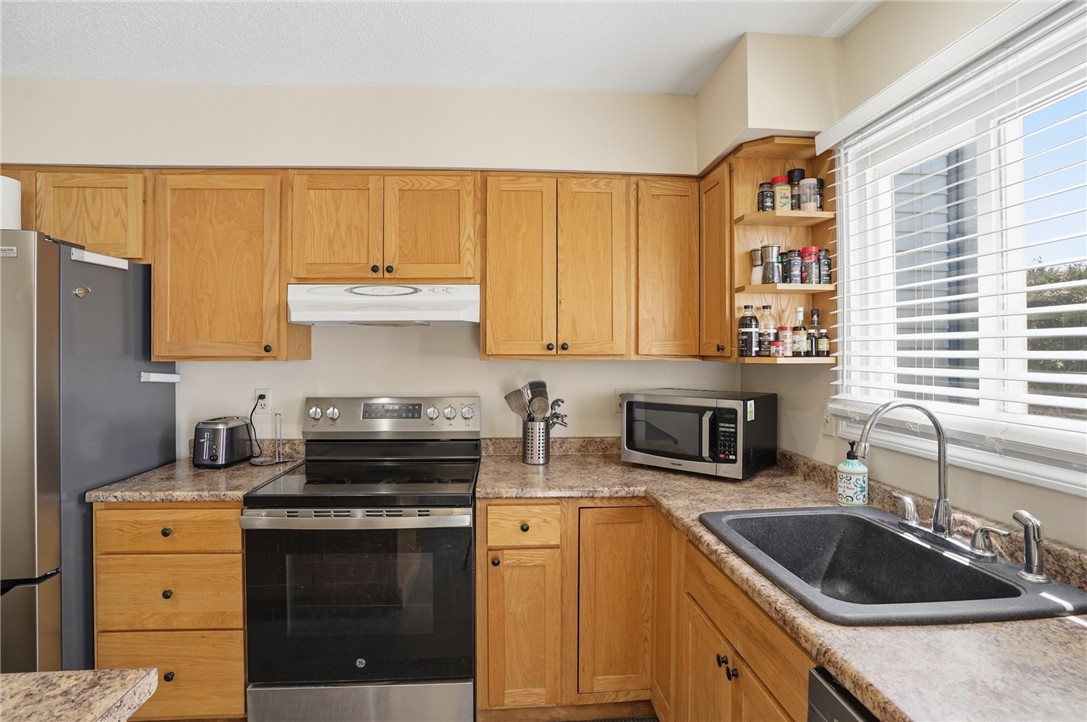 511 Child Street, Unit 205 Warren, RI 02885 - Photo 14 of 40