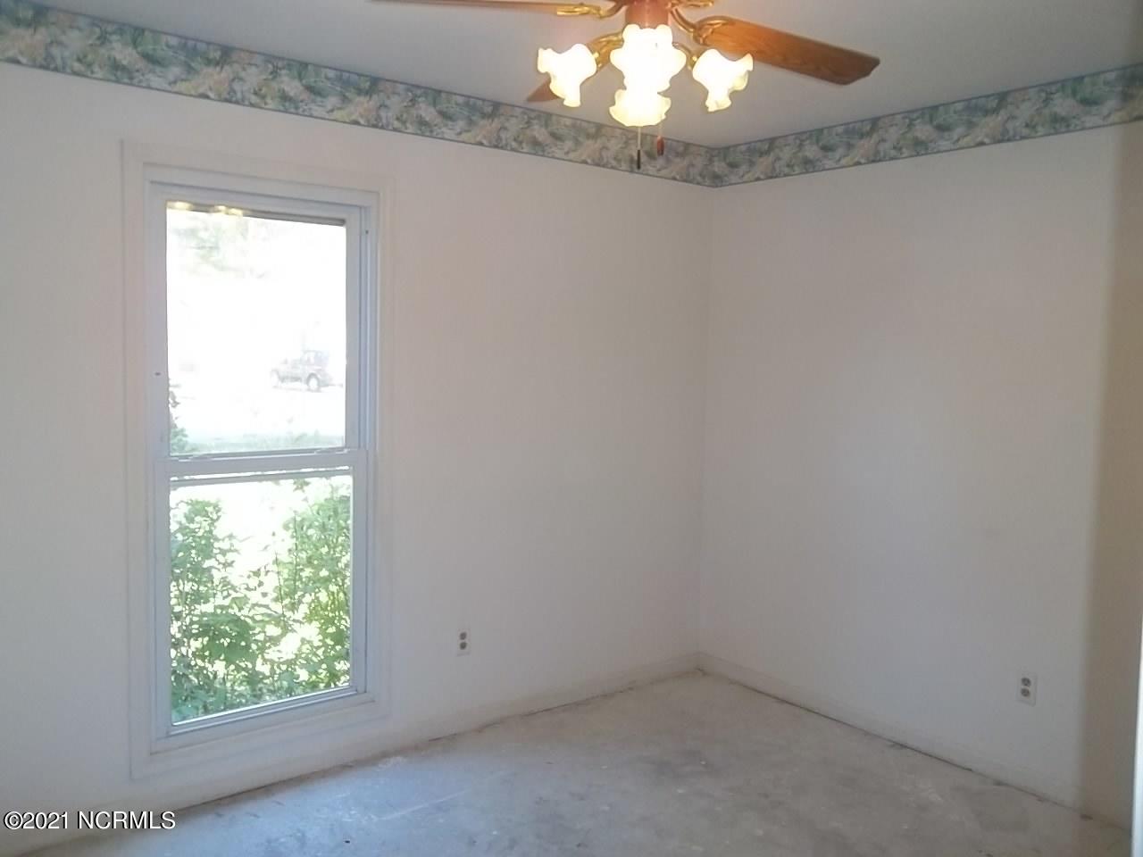 208 Stratford Road Havelock, NC 28532 - Photo 29 of 30 Bedroom 2 of 3