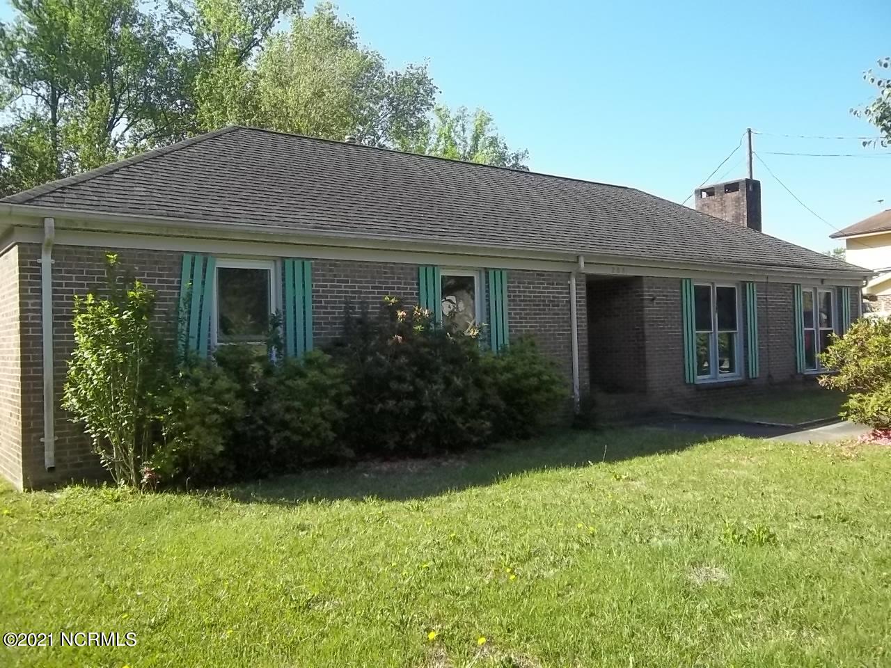 208 Stratford Road Havelock, NC 28532 - Photo 6 of 30 Front Roofline