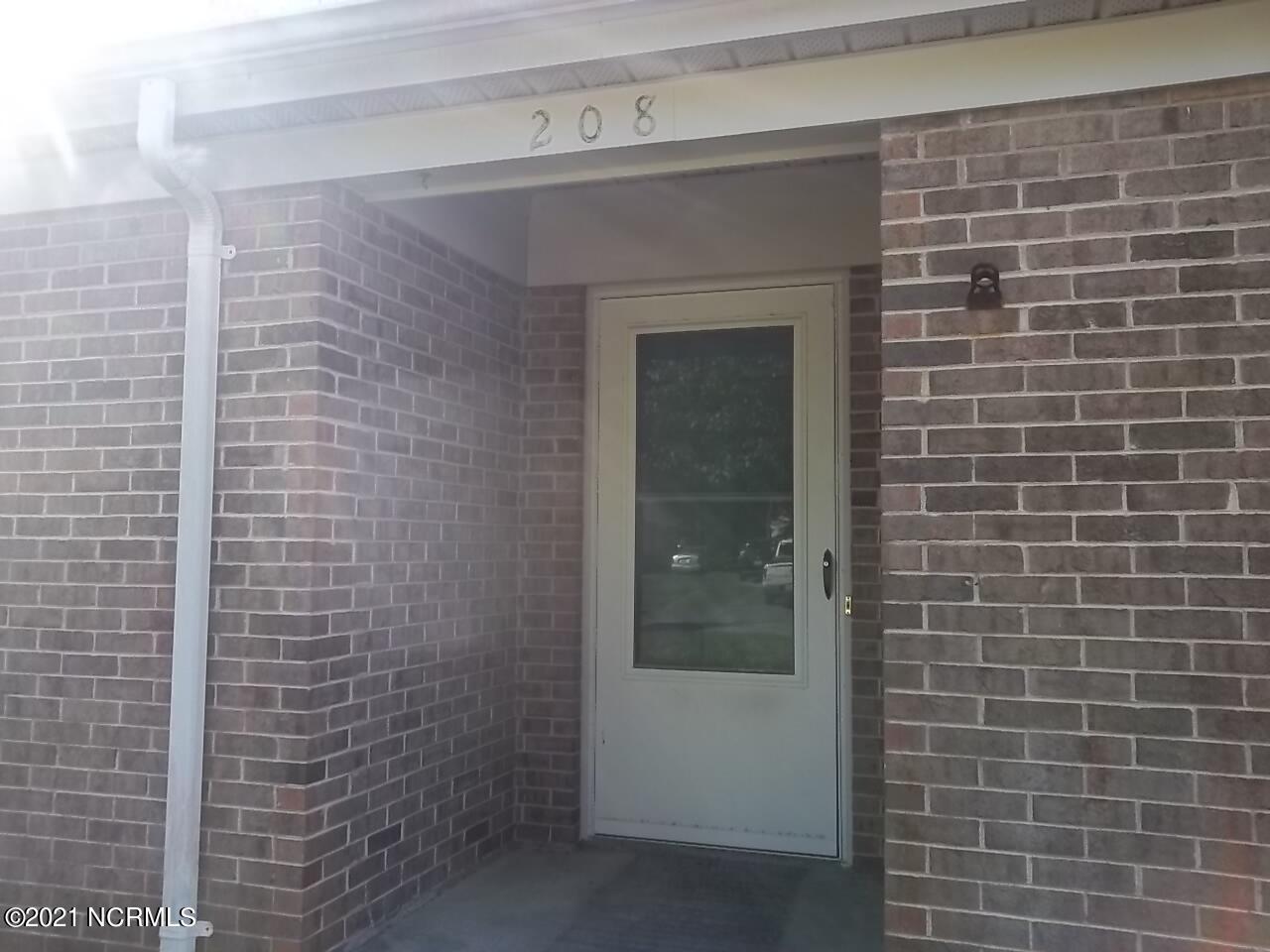 208 Stratford Road Havelock, NC 28532 - Photo 7 of 30 Covered Front Entry