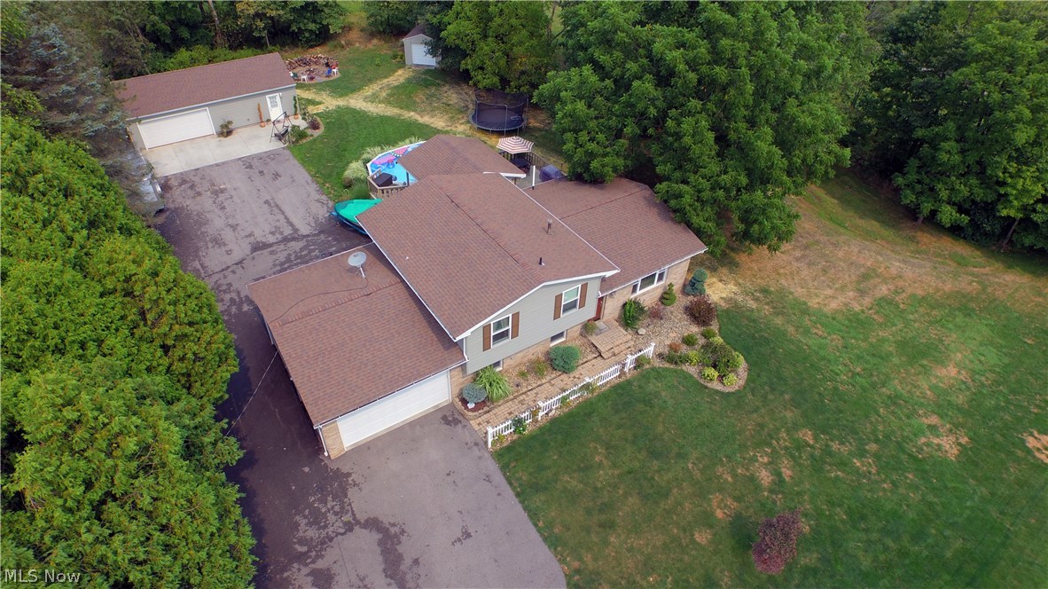 6629 Chestnut-Ridge Road Hubbard, OH 44425 - Photo 2 of 35 Gallery Image 2