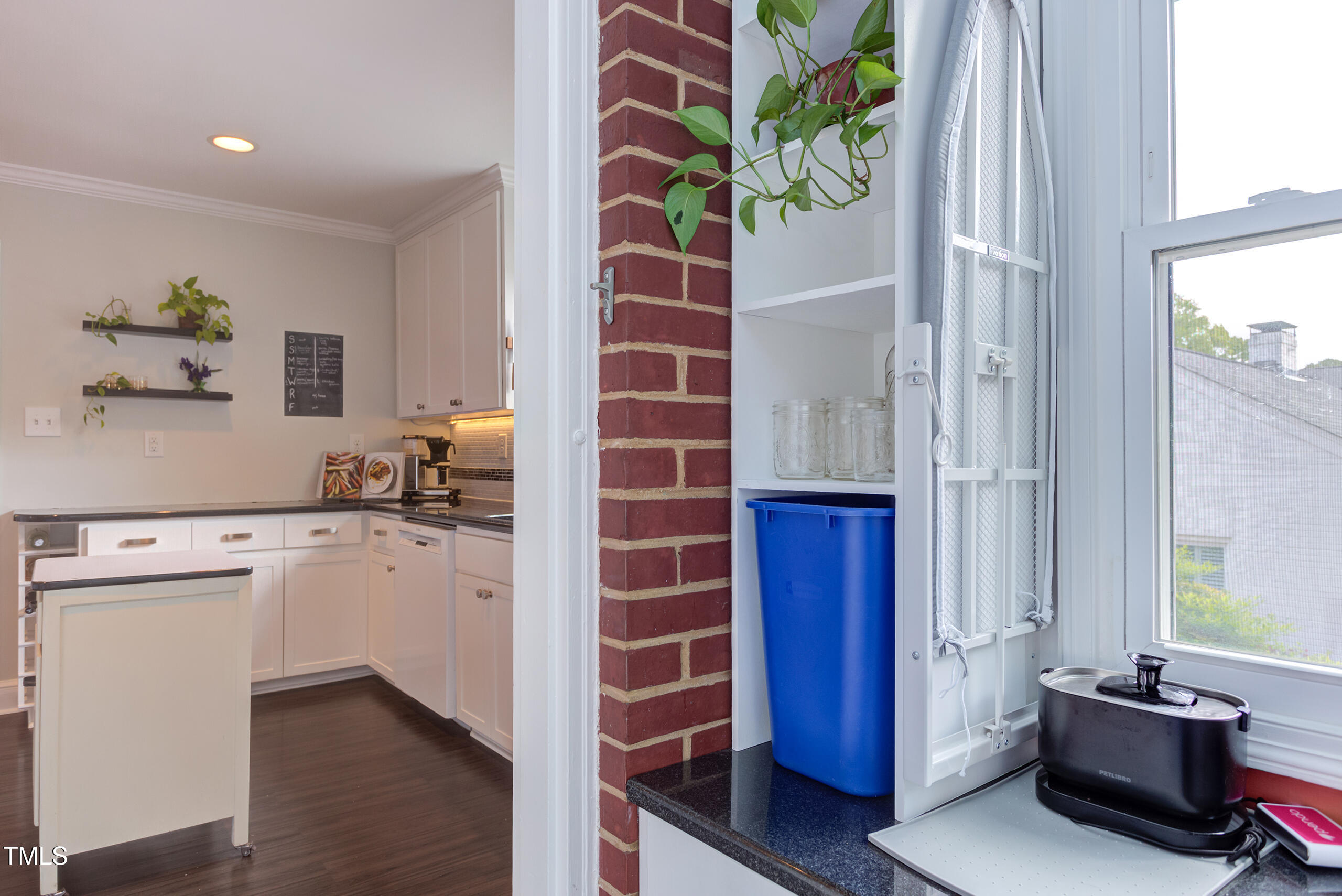 2811 Van Dyke Avenue Raleigh, NC 27607 - Photo 34 of 57 IMG_3511_2_3