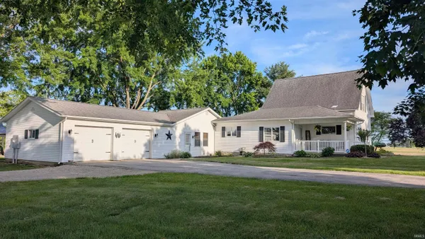 $460,000 | 5621 North 600 East, Montpelier, IN 47359